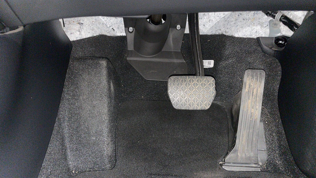 2020 Mazda CX-5 Touring (4x4), Automatic, 47447 km, Pedals and Footmat