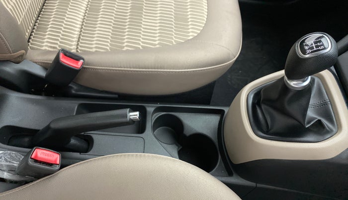 2018 Hyundai Xcent SX 1.2, Petrol, Manual, 10,386 km, Gear Lever