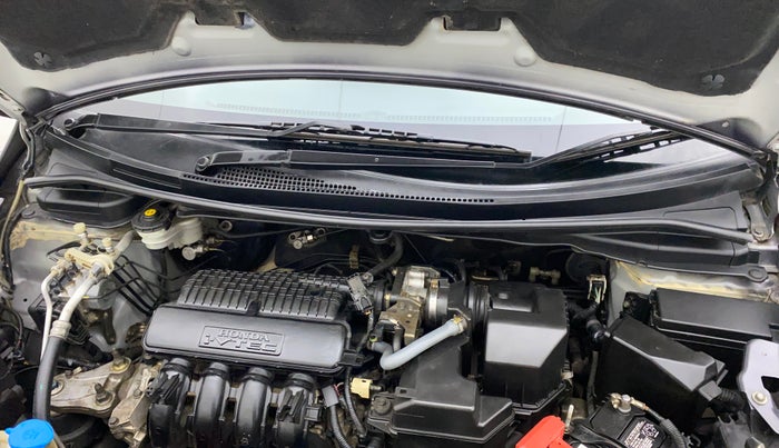 2017 Honda Jazz 1.2L I-VTEC V, Petrol, Manual, 29,507 km, Bonnet (hood) - Cowl vent panel has minor damage