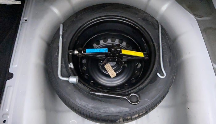 2018 Hyundai Verna 1.6 SX VTVT, Petrol, Manual, 49,459 km, Spare Tyre