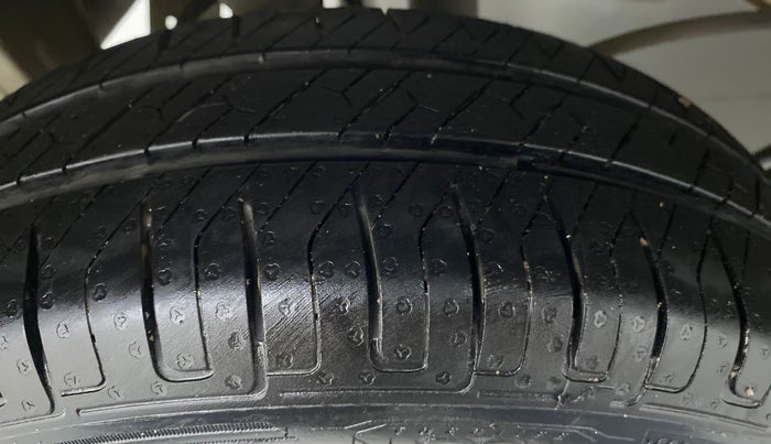 2018 Maruti Alto K10 VXI P, Petrol, Manual, 30,508 km, Right Rear Tyre Tread