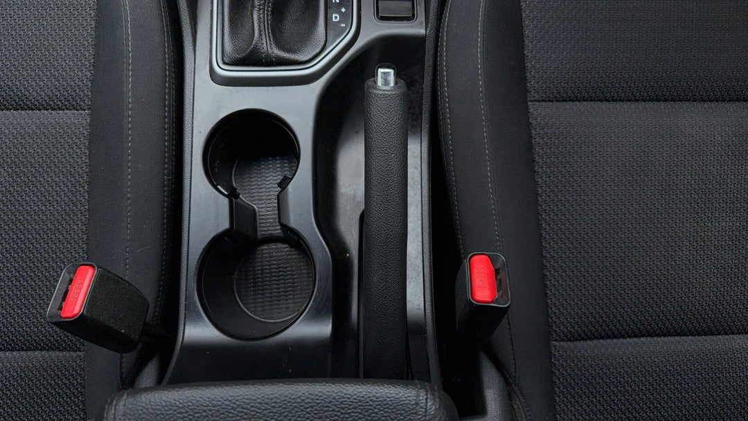 2017 Hyundai Tucson Active (fwd), Automatic, 165836 km, Handbrake