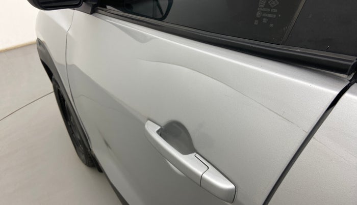 2022 Nissan MAGNITE XE, Petrol, Manual, 52,007 km, Front passenger door - Minor scratches