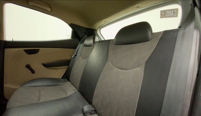 2013 Hyundai Eon ERA +, Petrol, Manual, 30,267 km, Right Side Rear Door Cabin