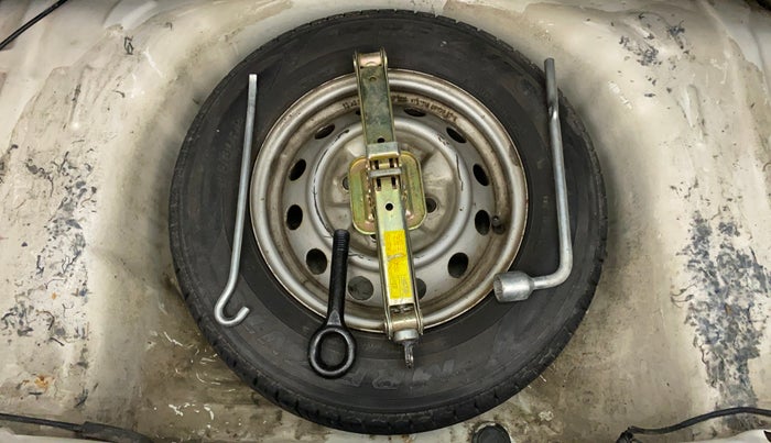 2013 Hyundai Eon ERA +, Petrol, Manual, 30,267 km, Spare Tyre