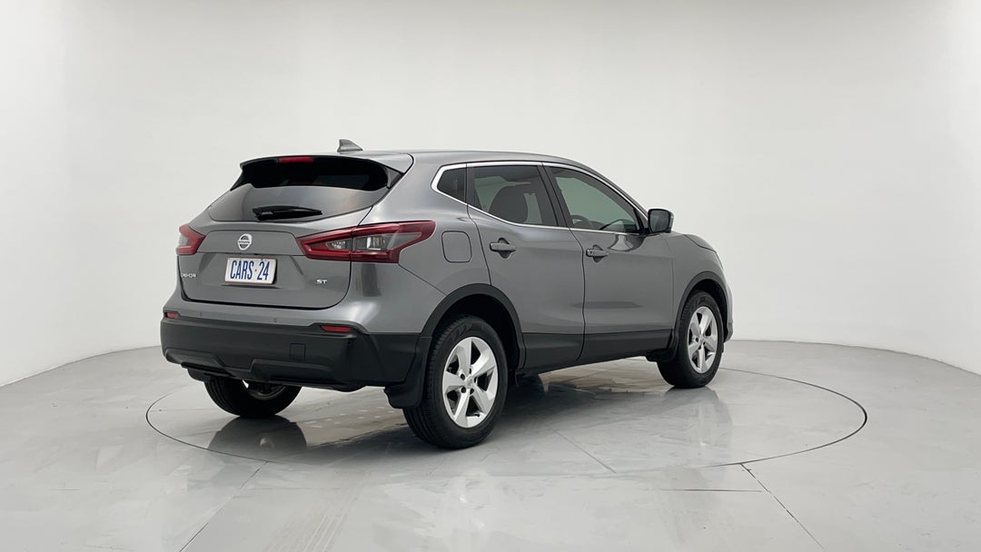 Right Back Diagonal (45- Degree) View