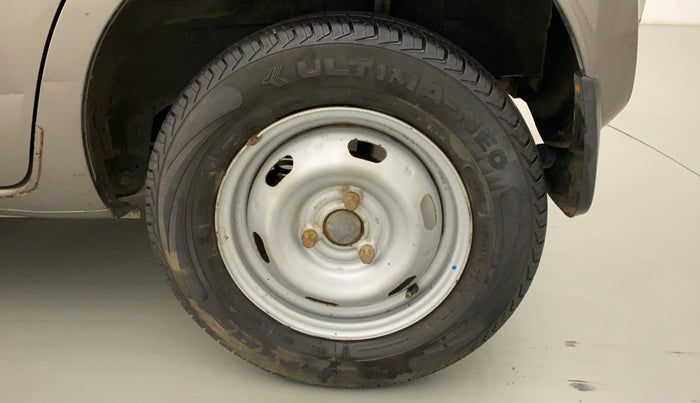 2018 Datsun Redi Go A, Petrol, Manual, 58,597 km, Left Rear Wheel