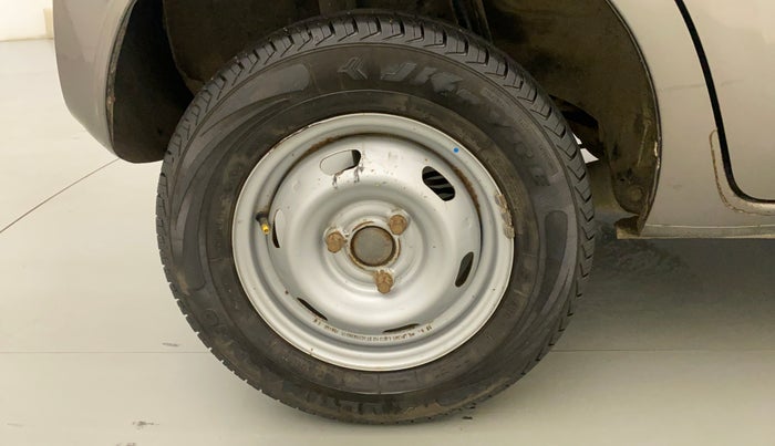 2018 Datsun Redi Go A, Petrol, Manual, 58,597 km, Right Rear Wheel