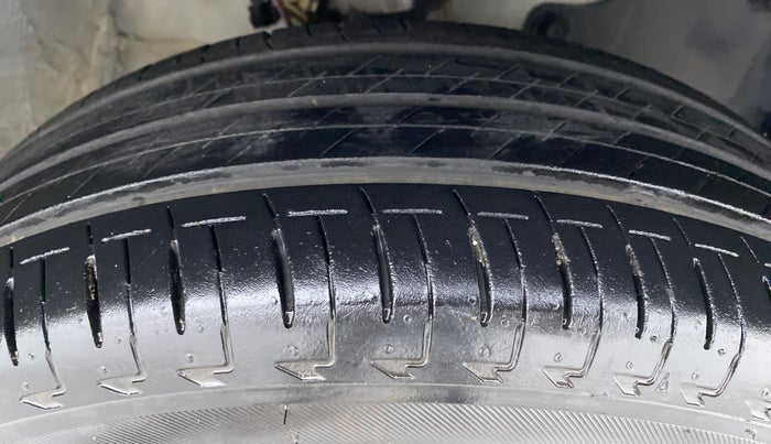 2018 Honda Amaze 1.2 SMT I VTEC, Petrol, Manual, 12,892 km, Right Front Tyre Tread