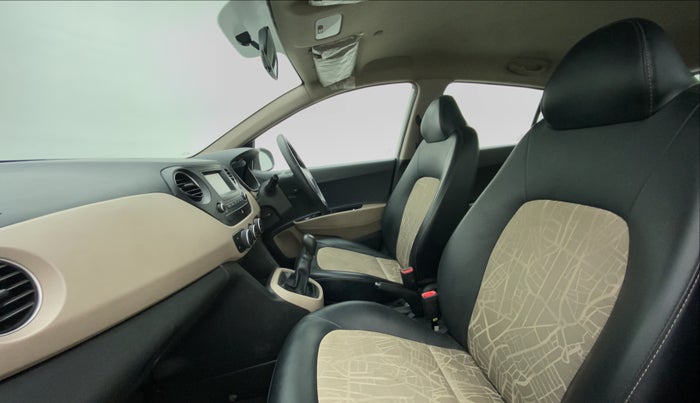 2017 Hyundai Grand i10 SPORTZ 1.2 KAPPA VTVT, Petrol, Manual, 29,024 km, Right Side Front Door Cabin