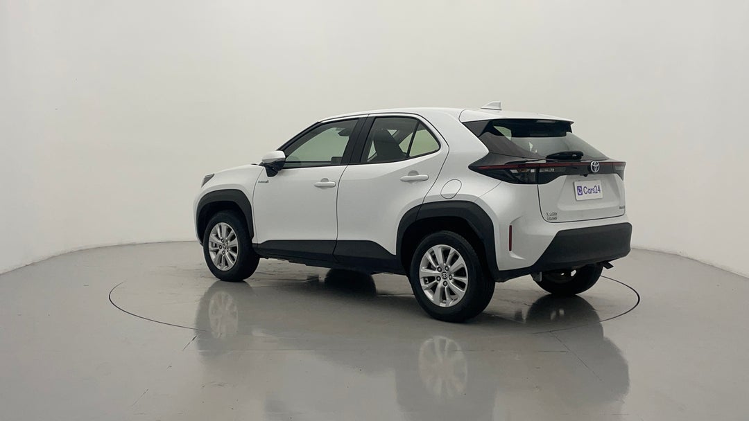 Left Back Diagonal (45- Degree) View