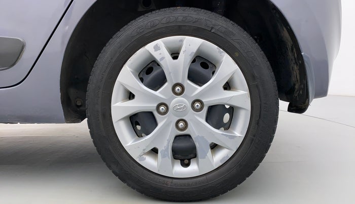 2016 Hyundai Grand i10 SPORTZ 1.2 KAPPA VTVT, Petrol, Manual, 81,052 km, Left Rear Wheel