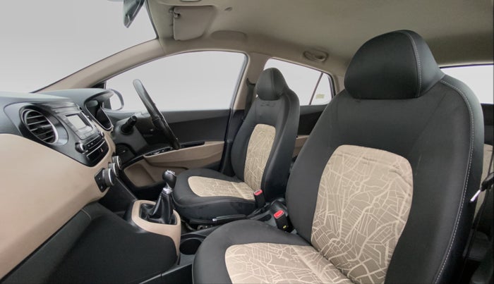 2016 Hyundai Grand i10 SPORTZ 1.2 KAPPA VTVT, Petrol, Manual, 81,052 km, Right Side Front Door Cabin