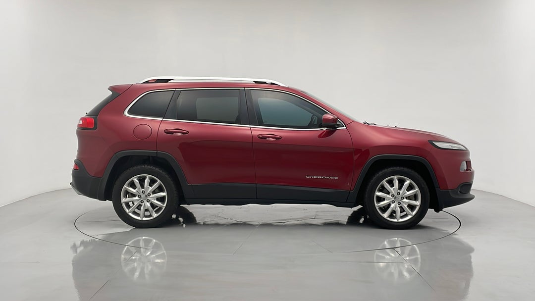 2014 Jeep Cherokee Limited (4x4), Automatic, 83896 km, Right Side View