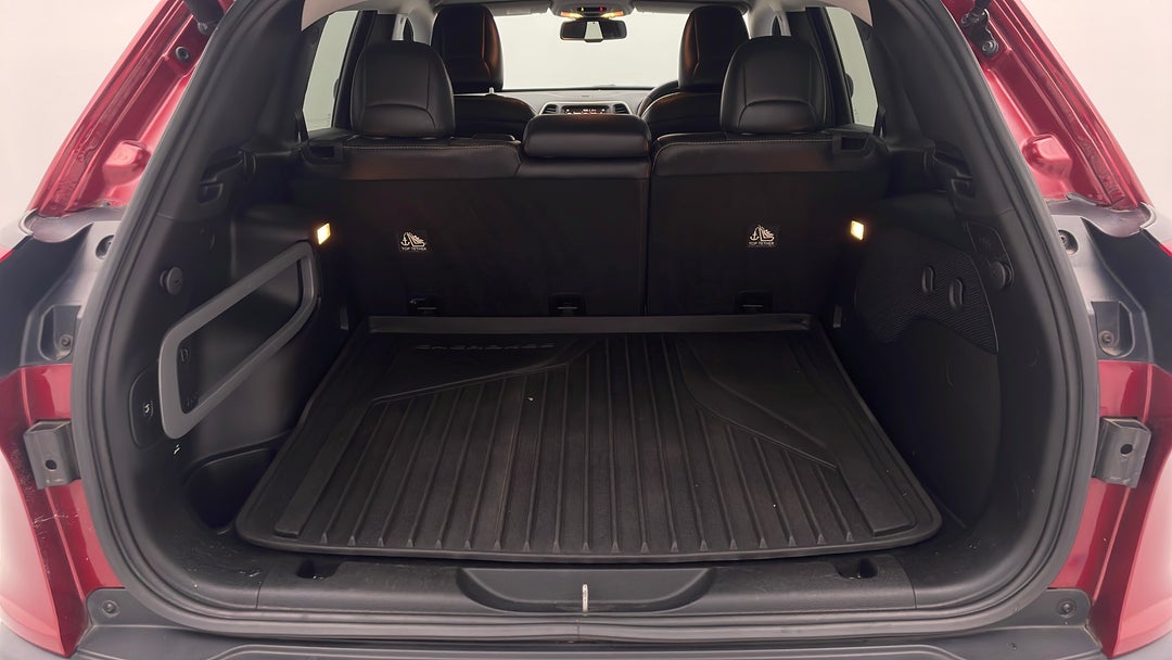 2014 Jeep Cherokee Limited (4x4), Automatic, 83896 km, Boot Inside View