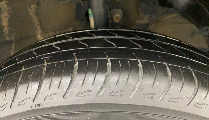 2019 Maruti Baleno DELTA 1.2 K12, Petrol, Manual, 12,857 km, Right Front Tyre Tread