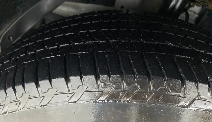 2020 Mahindra XUV500 W9 AT, Diesel, Automatic, 34,665 km, Left Front Tyre Tread