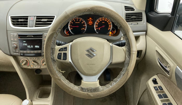 2014 Maruti Ertiga ZXI, Petrol, Manual, 78,248 km, Steering Wheel Close Up