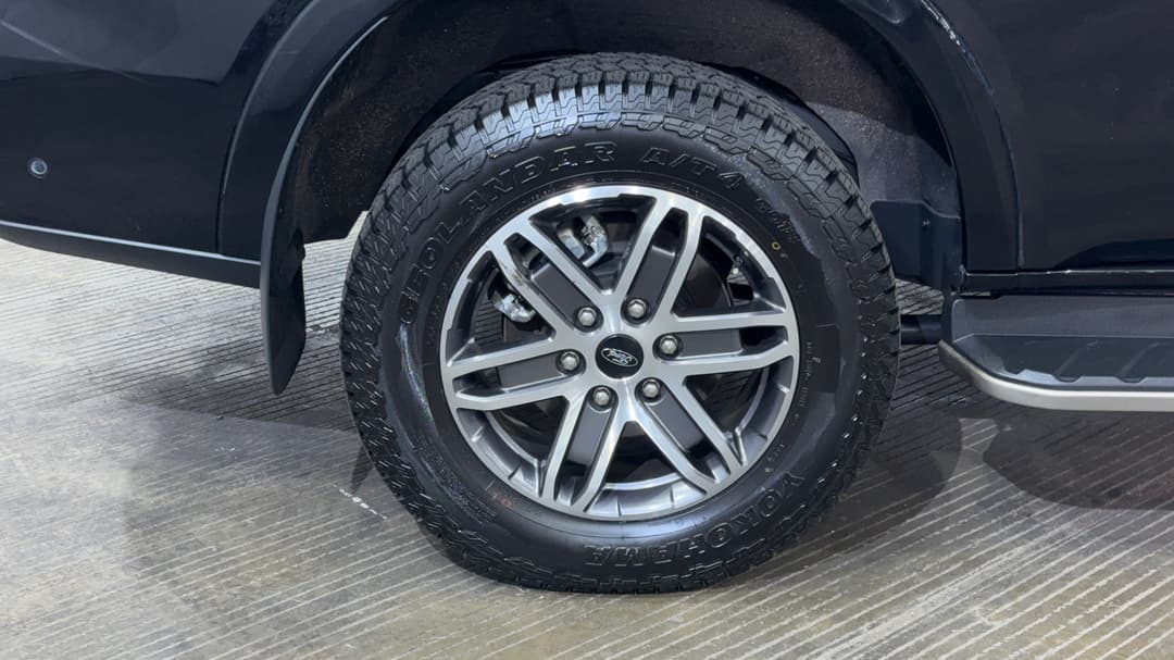 2024 Ford Everest Platinum (4WD), Automatic, 47732 km, Right Rear Wheel
