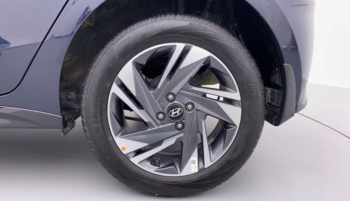 2021 Hyundai NEW I20 ASTA (O) 1.2 MT, Petrol, Manual, 4,206 km, Left Rear Wheel