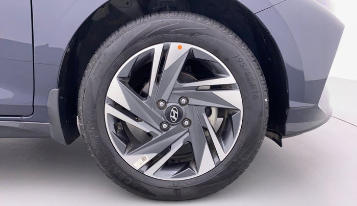 2021 Hyundai NEW I20 ASTA (O) 1.2 MT, Petrol, Manual, 4,206 km, Right Front Wheel