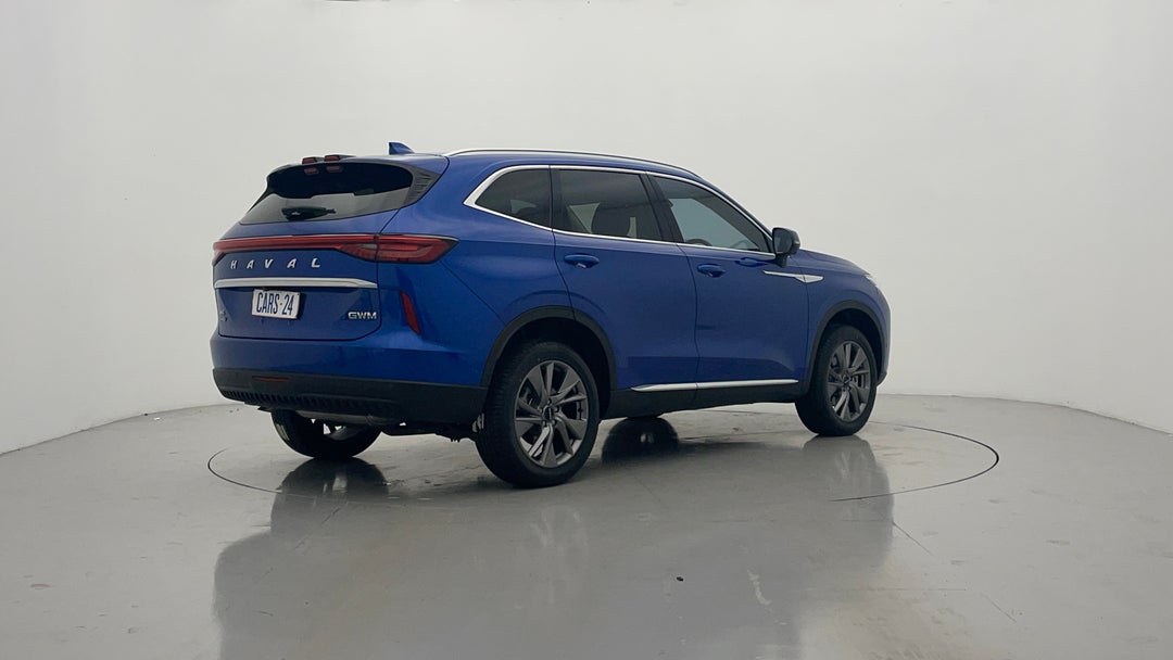 Right Back Diagonal (45- Degree) View