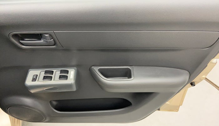 2010 Maruti Swift Dzire LXI 1.2 BS IV, Petrol, Manual, 41,578 km, Driver Side Door Panels Controls