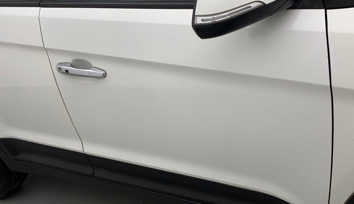 2017 Hyundai Creta SX PLUS AT 1.6 DIESEL, Diesel, Automatic, 88,545 km, Driver-side door - Minor scratches