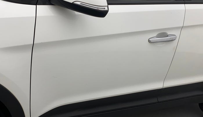 2017 Hyundai Creta SX PLUS AT 1.6 DIESEL, Diesel, Automatic, 88,545 km, Front passenger door - Minor scratches