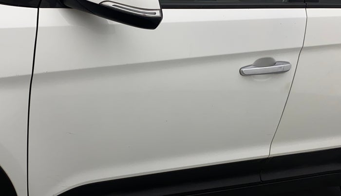 2017 Hyundai Creta SX PLUS AT 1.6 DIESEL, Diesel, Automatic, 88,545 km, Front passenger door - Slight discoloration