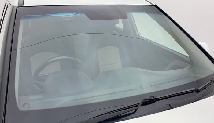 2017 Hyundai Creta SX PLUS AT 1.6 DIESEL, Diesel, Automatic, 88,545 km, Front windshield - Minor spot on windshield