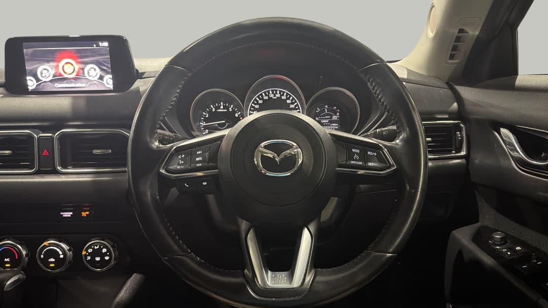 2018 Mazda CX-5 Maxx (4x2), Automatic, 126077 km, Steering Wheel Close-up