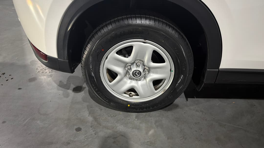 2018 Mazda CX-5 Maxx (4x2), Automatic, 126077 km, Right Rear Wheel