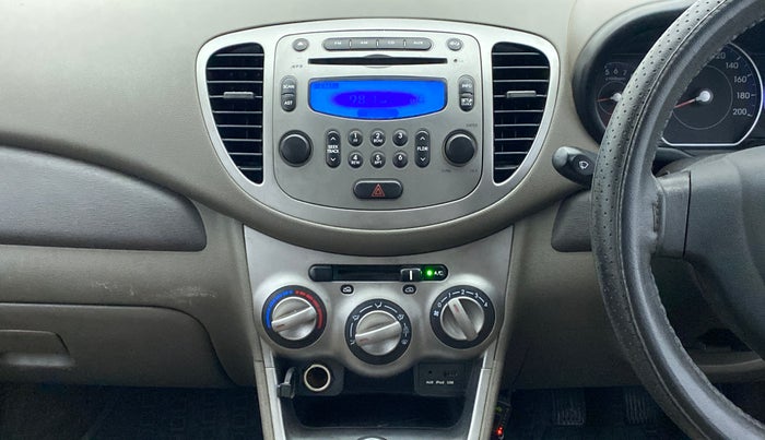 2015 Hyundai i10 SPORTZ 1.1, CNG, Manual, 76,694 km, Air Conditioner