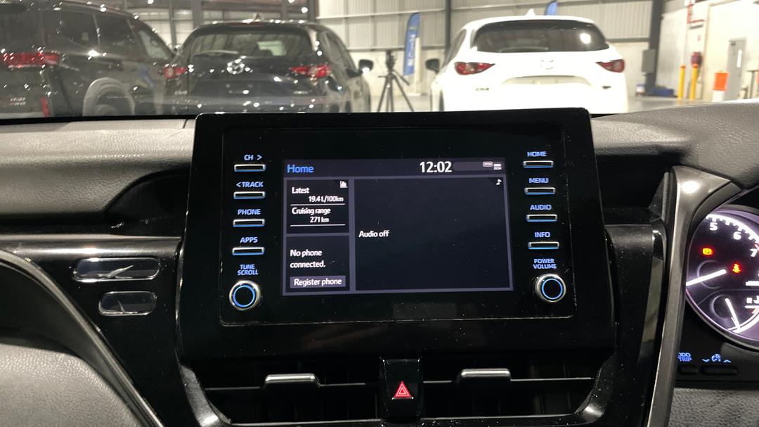 2021 Toyota Camry Ascent, Automatic, 75290 km, Infotainment System