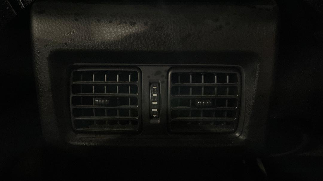 2021 Toyota Camry Ascent, Automatic, 75290 km, Rear A/C Vent