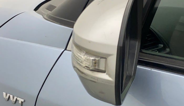2013 Maruti Swift Dzire VXI REGAL EDITION, Petrol, Manual, 98,655 km, Left rear-view mirror - Indicator light has minor damage