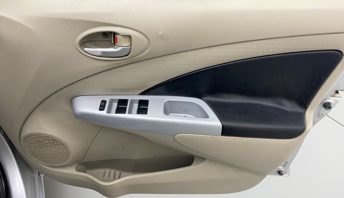 2014 Toyota Etios Liva D 4D GD SP, Diesel, Manual, 1,06,789 km, Driver Side Door Panels Controls