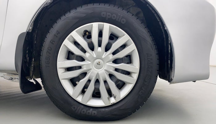 2014 Toyota Etios Liva D 4D GD SP, Diesel, Manual, 1,06,789 km, Right Front Tyre