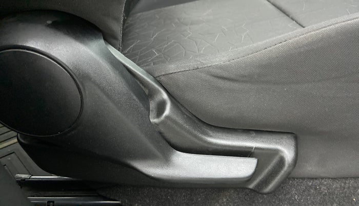 2017 Maruti IGNIS ZETA 1.2 K12, Petrol, Manual, 29,179 km, Driver Side Adjustment Panel