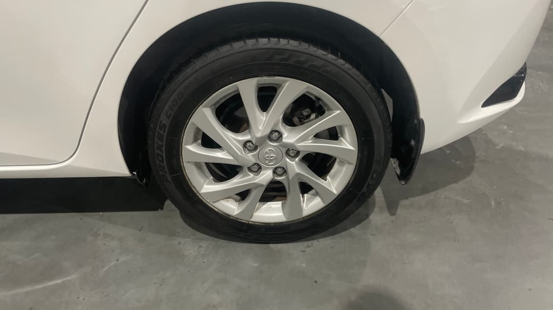 2016 Toyota Corolla Ascent Sport, Automatic, 126693 km, Left Rear Wheel