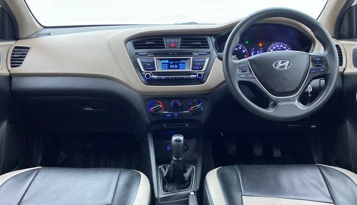 2015 Hyundai Elite i20 MAGNA 1.2, Petrol, Manual, 64,239 km, Dashboard