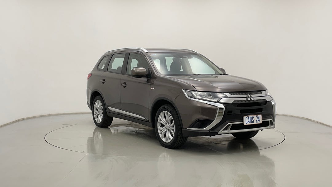 2019 Mitsubishi Outlander Es 7 Seat (awd), Automatic, 62236 km, Right Front Diagonal (45- Degree) View