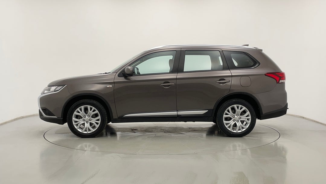 2019 Mitsubishi Outlander Es 7 Seat (awd), Automatic, 62236 km, Left Side View