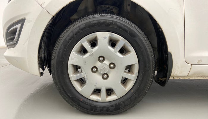 2013 Hyundai i20 MAGNA 1.2, Petrol, Manual, 72,933 km, Left Front Wheel