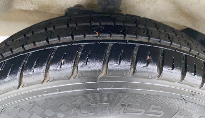 2019 Maruti Eeco 5 STR WITH AC PLUSHTR, Petrol, Manual, 31,815 km, Left Front Tyre Tread