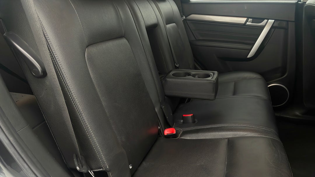 2016 Holden Captiva 7 Ltz (awd), Automatic, 98070 km, Right Side Rear Door Cabin View