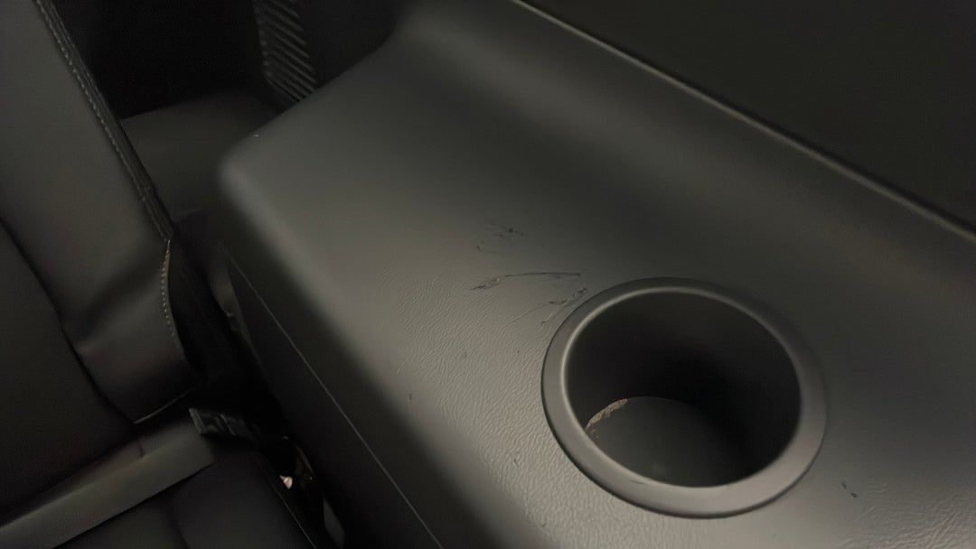 2016 Holden Captiva 7 Ltz (awd), Automatic, 98070 km, Miscellaneous Interior Scratch