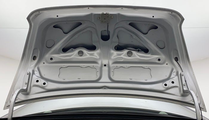 2011 Toyota Etios VX, Petrol, Manual, 99,230 km, Boot Door Open