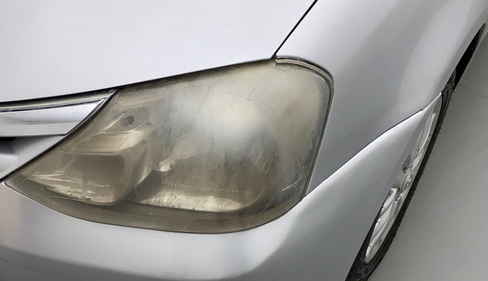 2011 Toyota Etios VX, Petrol, Manual, 99,098 km, Left headlight - Minor scratches